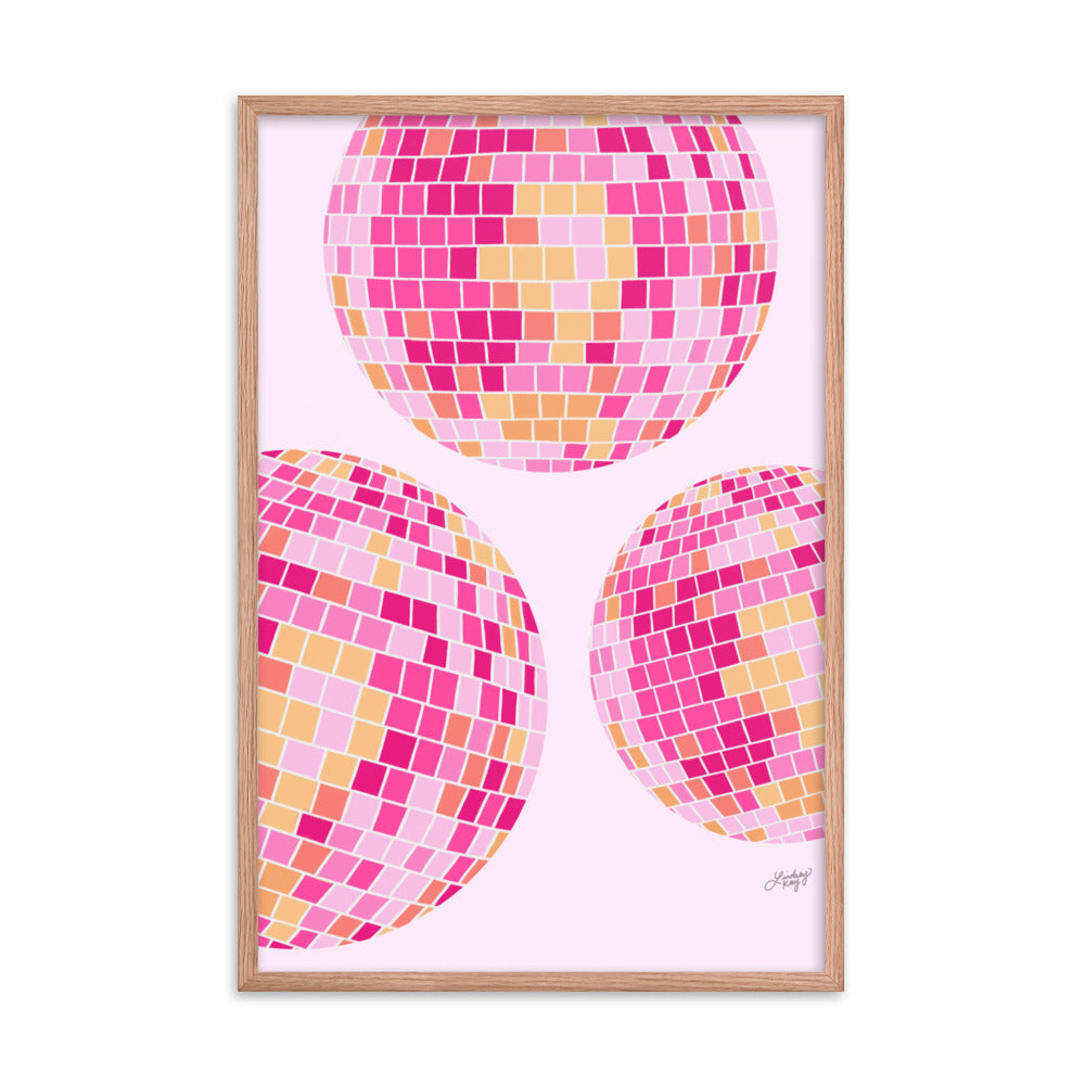 Ilustración de bolas de discoteca (paleta rosa/amarilla) - Impresión mate enmarcada